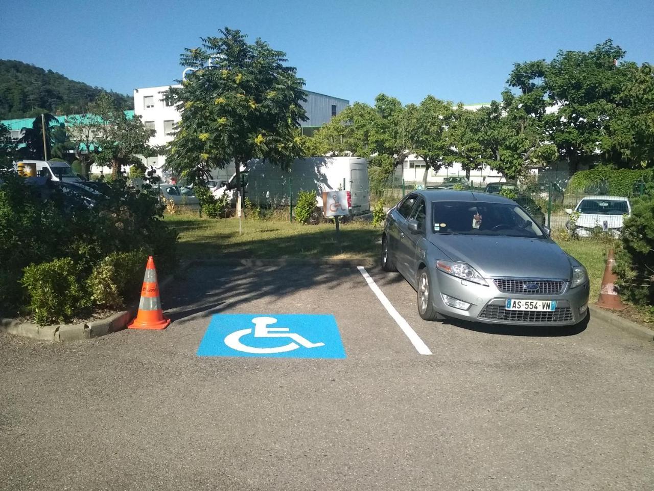Hotel Heco Lyon Sud Vienne מראה חיצוני תמונה
